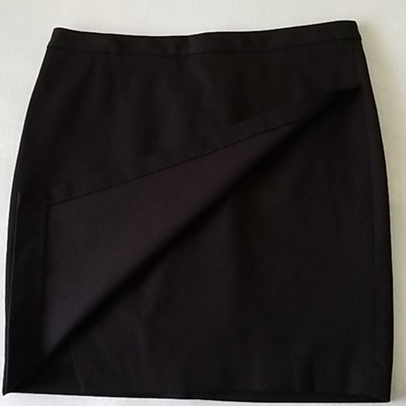Banana Republic Skirt - Picture 2 of 4